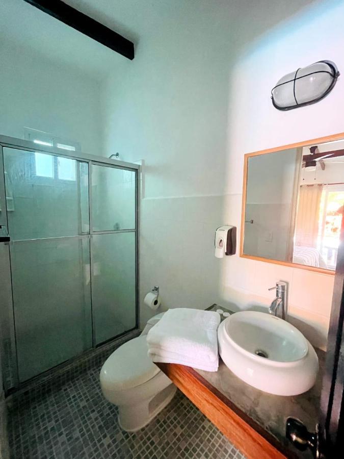 Hotel Carey Pedasi Town 外观 照片