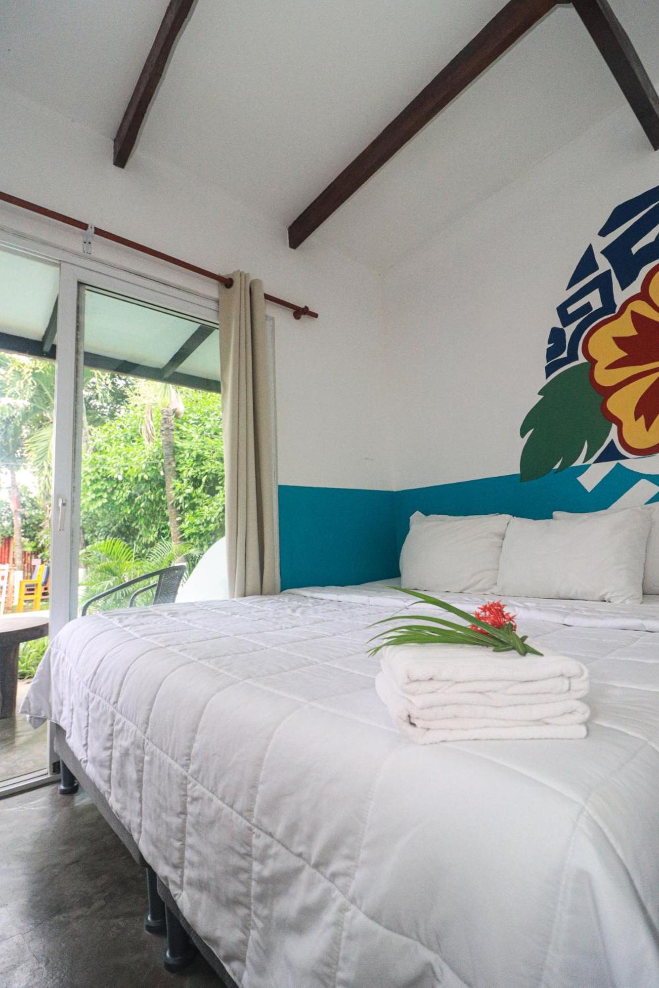 Hotel Carey Pedasi Town 外观 照片